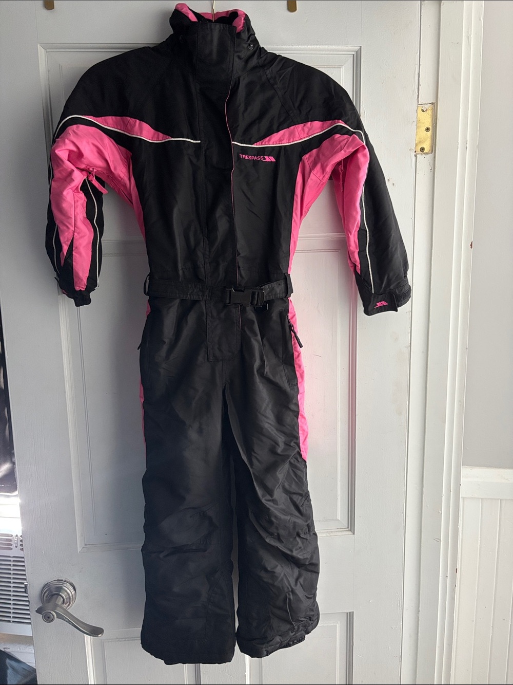 Trespass Protekt+ Snowsuit Girls 5/6 Pink and Black